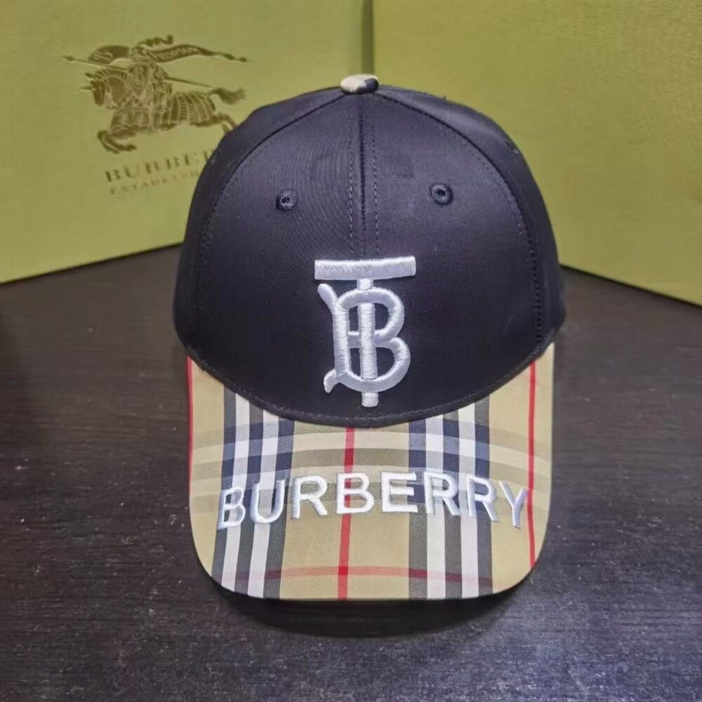 Burberry TB Monogram Vintage Check Baseball Cap